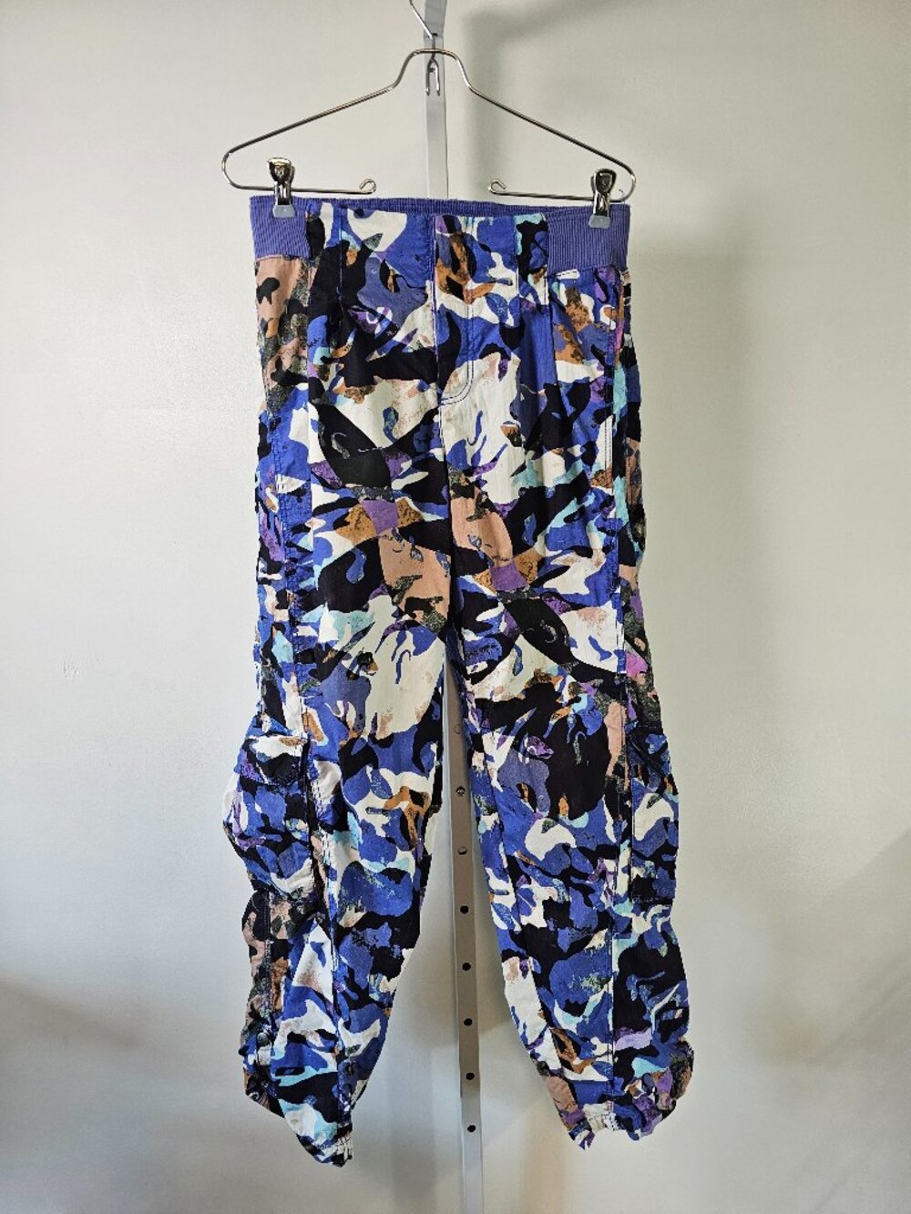 FP Movement Mesmerize Me Camo Pants Blue Cargo Sporty S